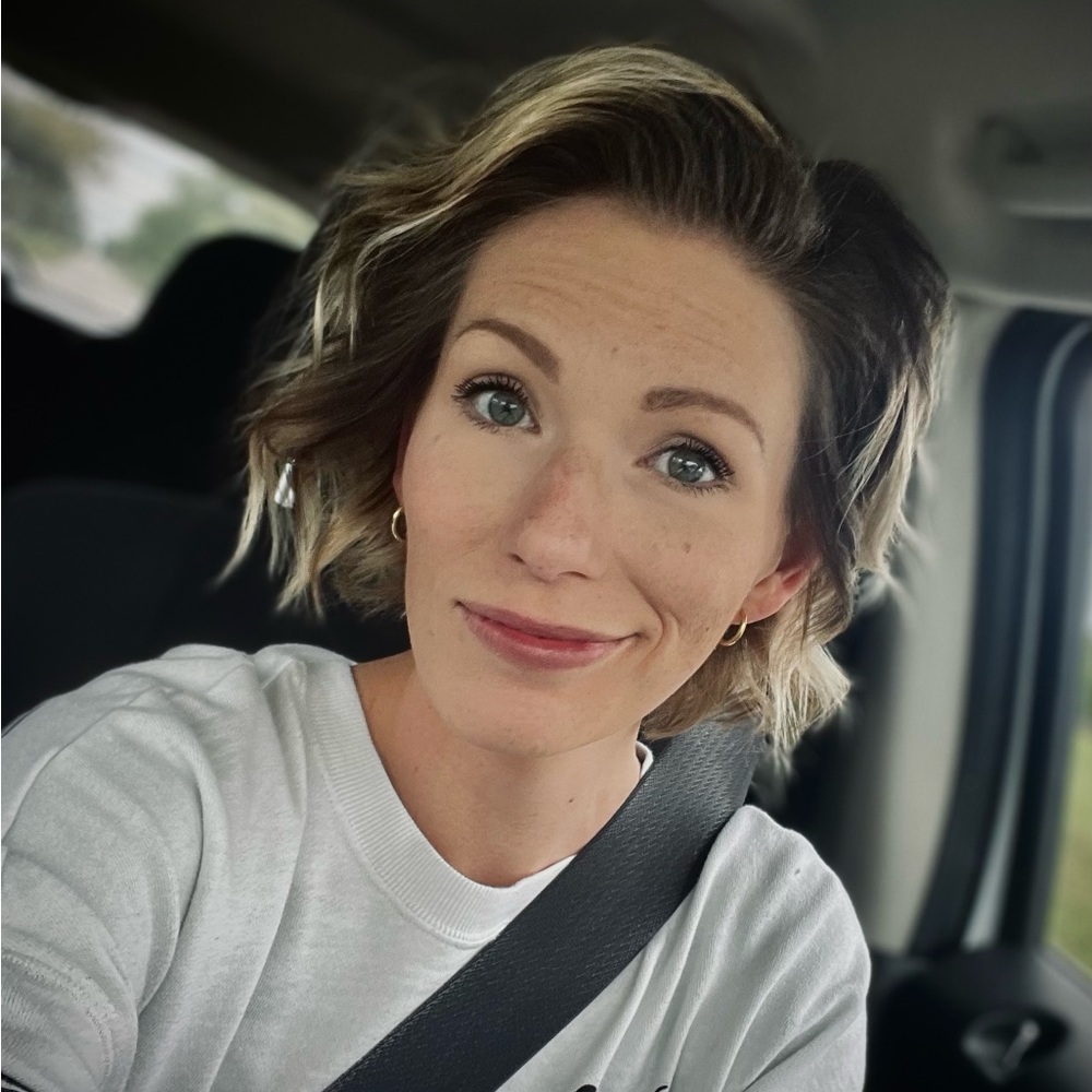 Meet your Posher, Andrea